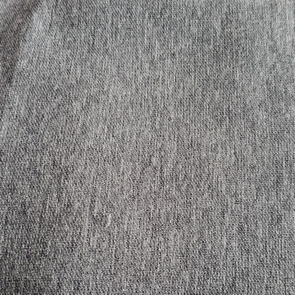 Tahari pencil skirt - Picture 2 of 4